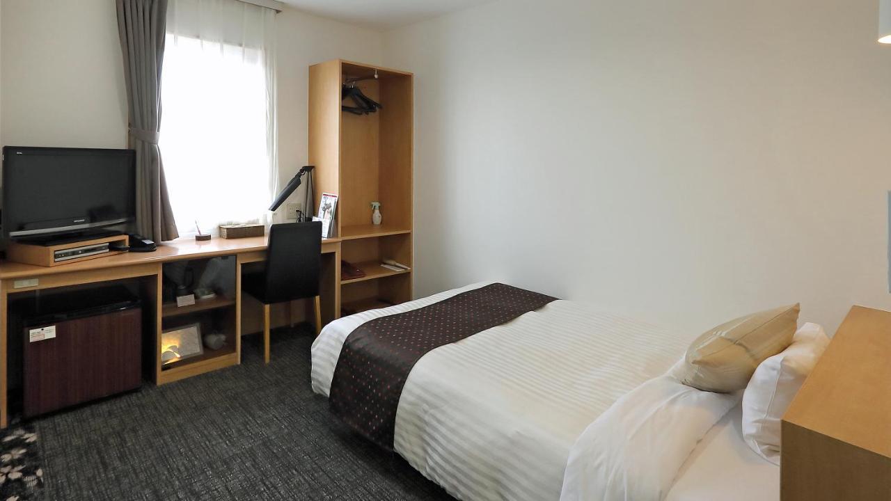 Hotel Annex Inn Shinhidaka Exterior photo